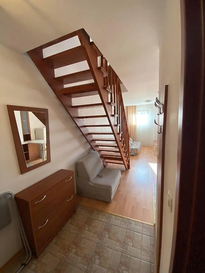 1Br Bright Two Floor Apartment バンスコ