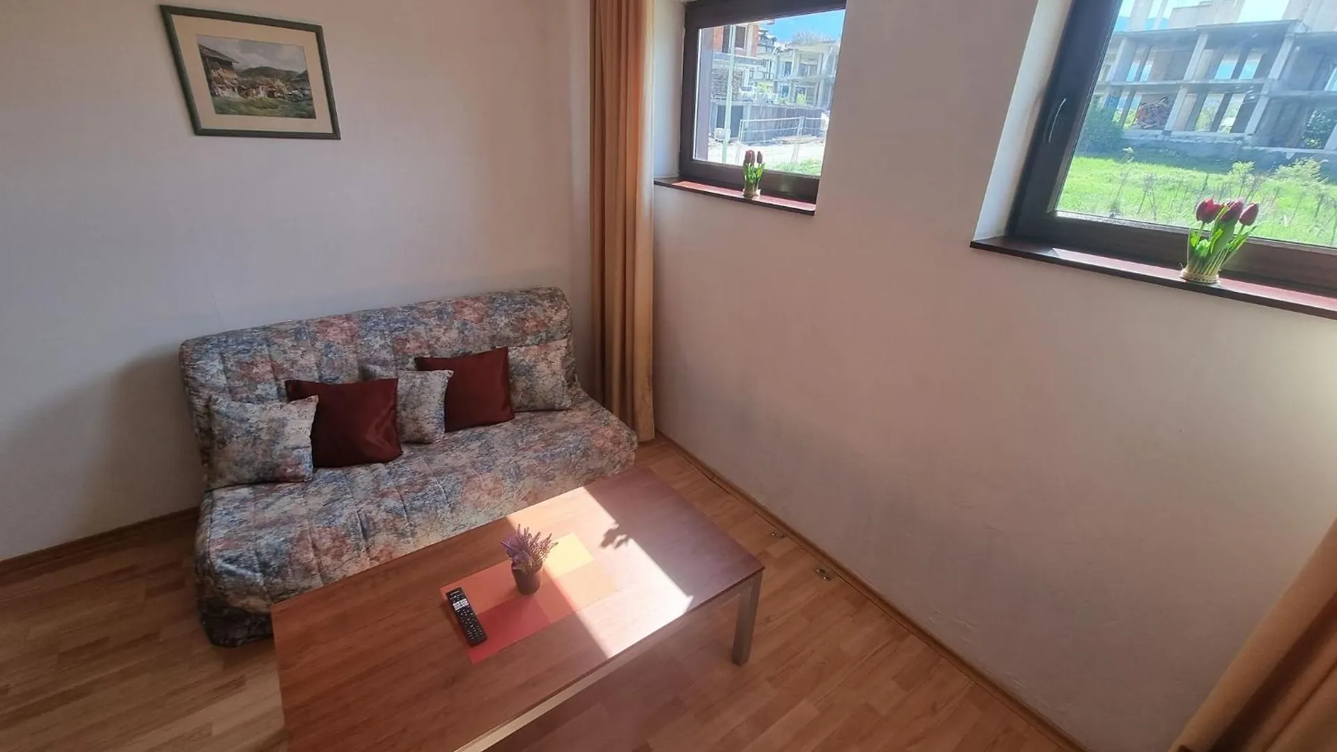 1Br Bright Two Floor Apartment バンスコ