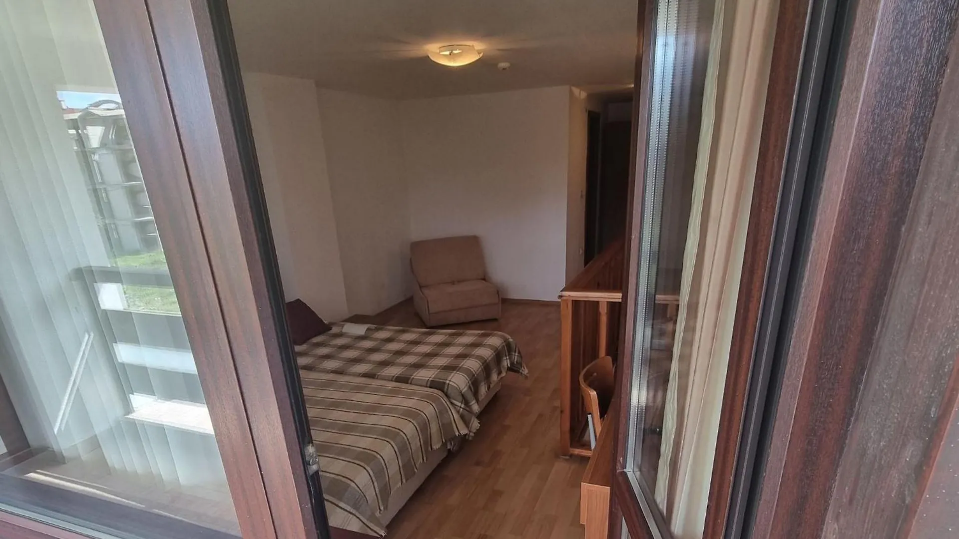 1Br Bright Two Floor Apartment バンスコ ブルガリア
